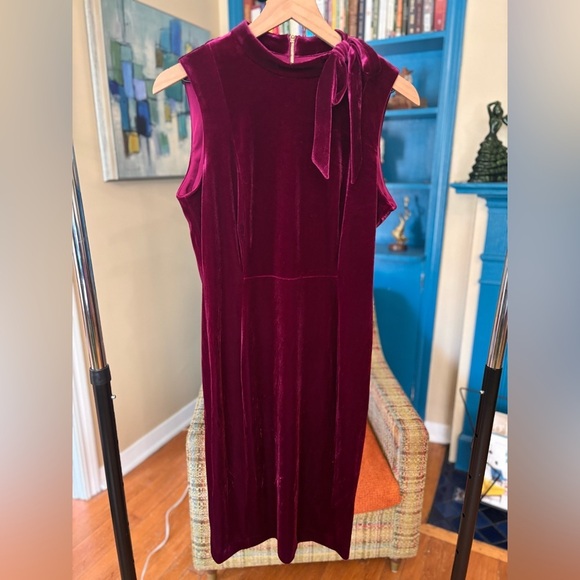 Calvin Klein Dresses & Skirts - Calvin Klein velvet dress